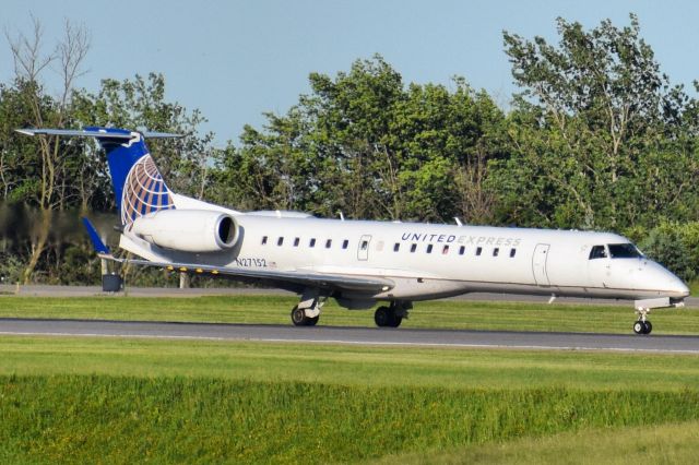 Embraer ERJ-145 (N27152) - Commutair (dba United Express) arriving into Buffalo (BUF) from Washington DC (IAD) on June 11th 2020