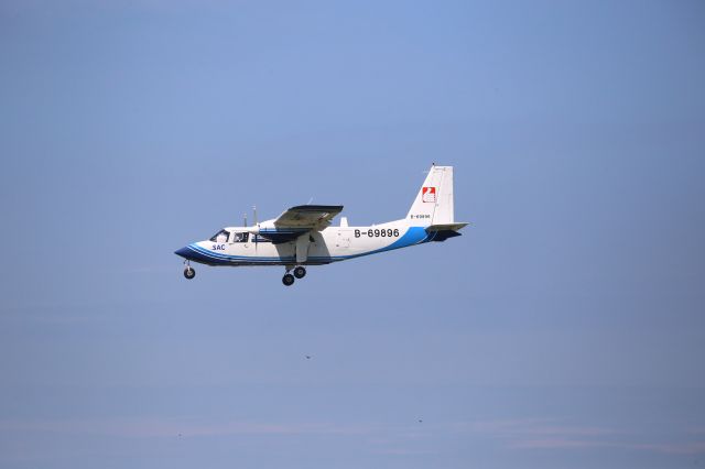 B-69896 — - Britten-Norman BN-2B-20 Islanderbr /B-69896