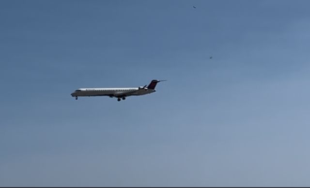 Boeing 717-200 (N974AT) - Delra Airlines Boeing 717 landing at Myrtle Beach International Airport 
