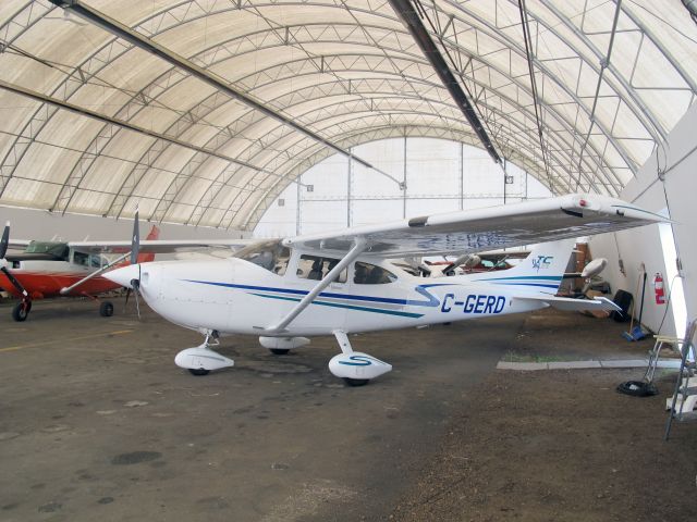 Cessna Skylane (C-GERD) - At Mitchinsonbr /. Best flight school in town.