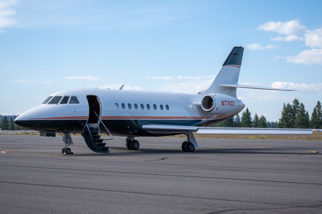 Dassault Falcon 2000 (N774GT)