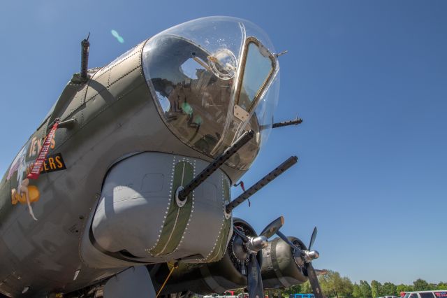 NL7227C — - Texas Raiders B-17G at Houston airshow April 14, 2019