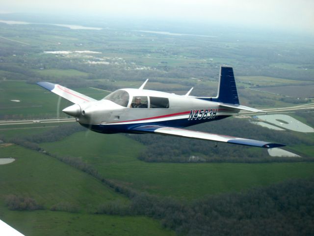 Mooney M-20 (N4583H)