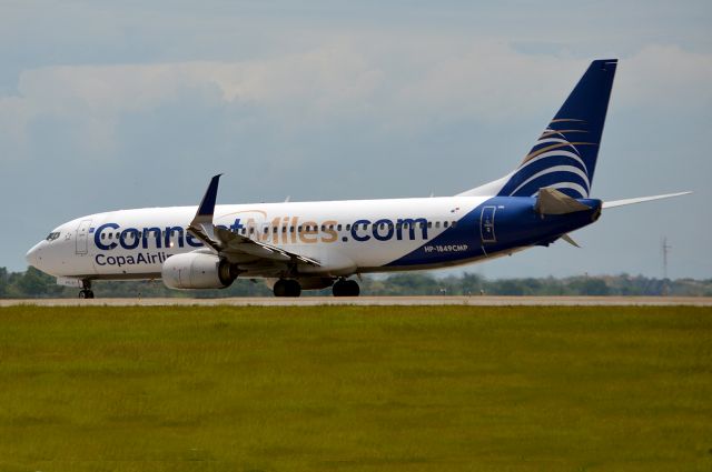 Boeing 737-700 (HP-1849CMP)