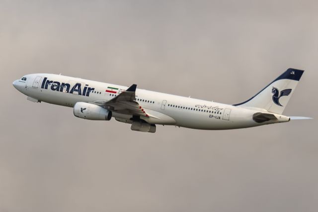 Airbus A330-200 (EP-IJA) - 26th March, 2023: Iran Air flight IR 710 headed to Imam Khomeini International Airport in Tehran shortly after takeoff from rwy 09R at Heathrow. 