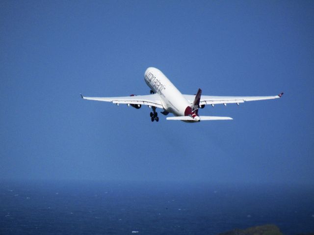 Airbus A330-300 (G-VWAG)