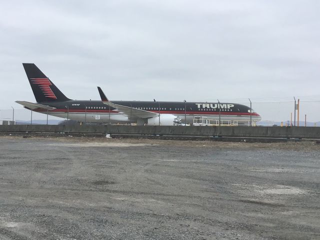 Boeing 757-200 (N757AF) - Trump’s personal 757 sitting on the apron for maintenance and repairs. 