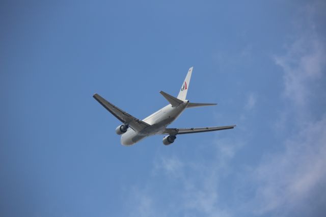 BOEING 767-200 (HS-JAB)