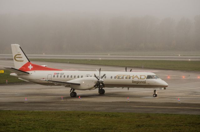 de Havilland Dash 8-400 (HB-IZZ)