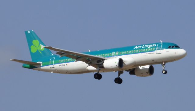 Airbus A320 (EI-DES) - EI-DES Aer Lingus Airbus A320-214 LPA/GCLP Spotting
