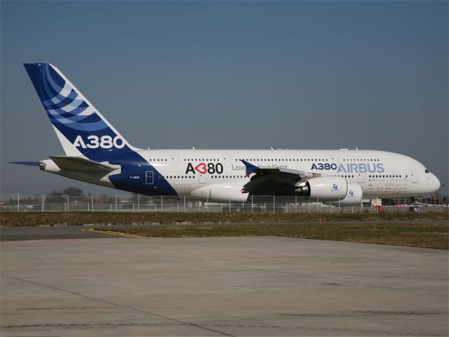 Airbus A380-800 (F-WWDD)