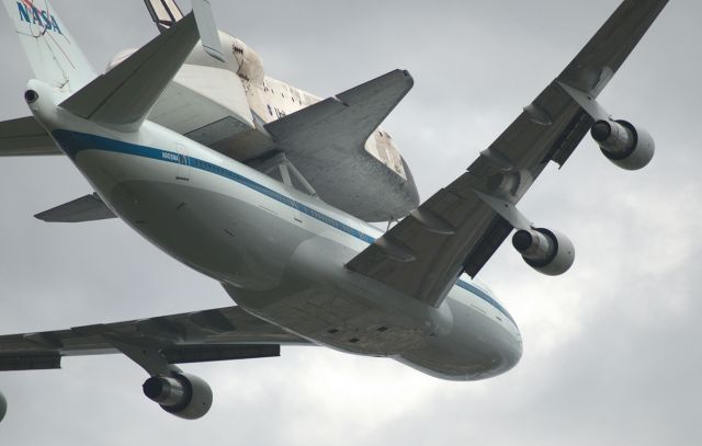 Boeing Shuttle Carrier (NASA905)