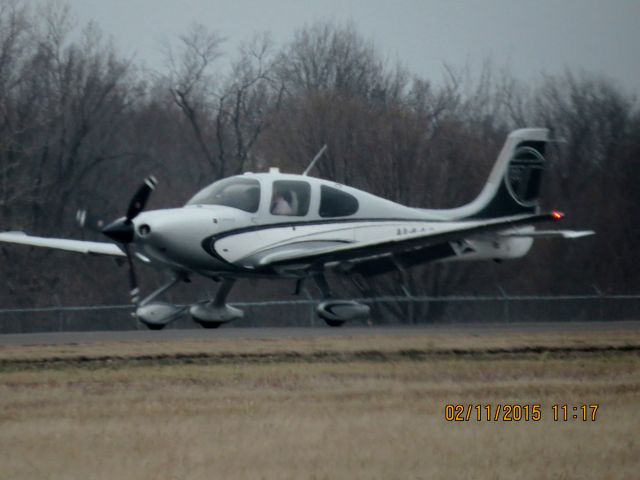 Cirrus SR-22 (N113JV)