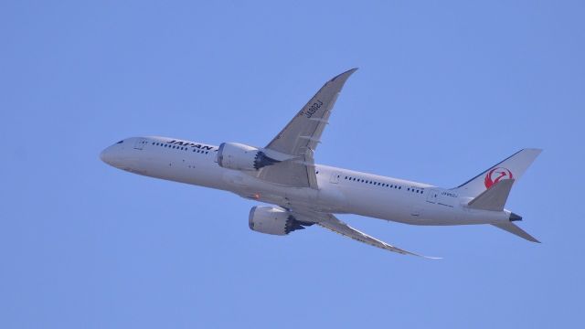 Boeing 787-9 Dreamliner (JA862J)