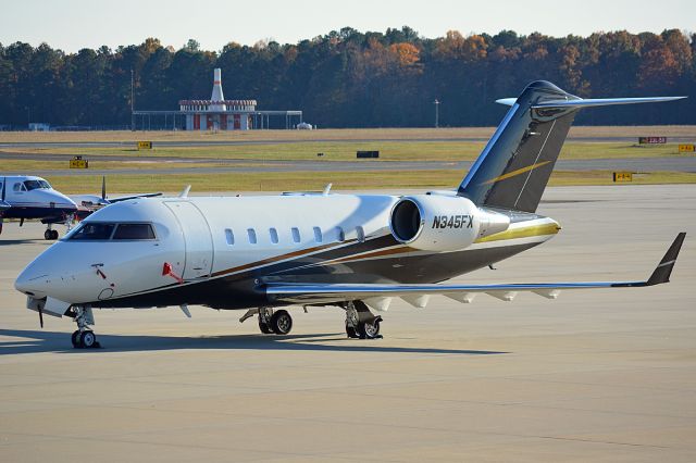 Canadair Challenger (N345FX) - Flexjet 345 sporting the new livery 