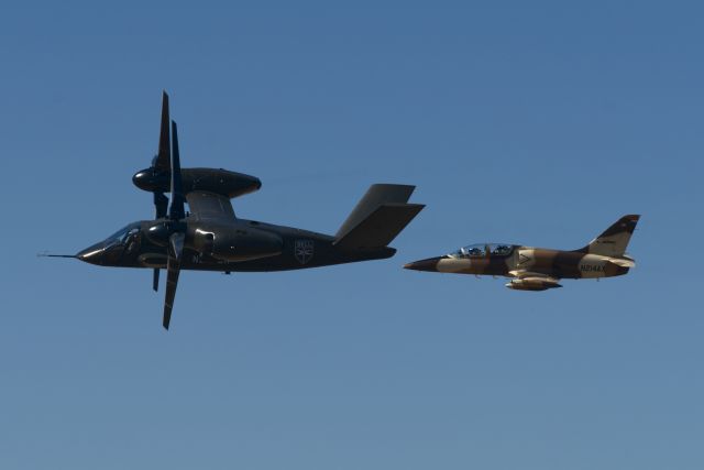 BELL V-280 Valor (N280BH) - Bell V-280 and friend (L-39)