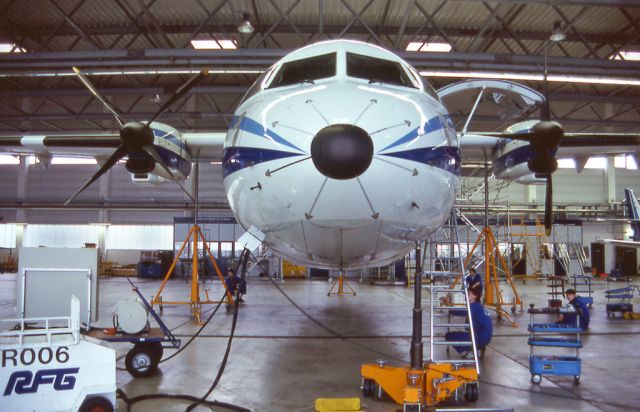 Aerospatiale ATR-42-300 (D-BCRP) - Aircraft during Landing Gear Test at Dortmund 1990-09-10.