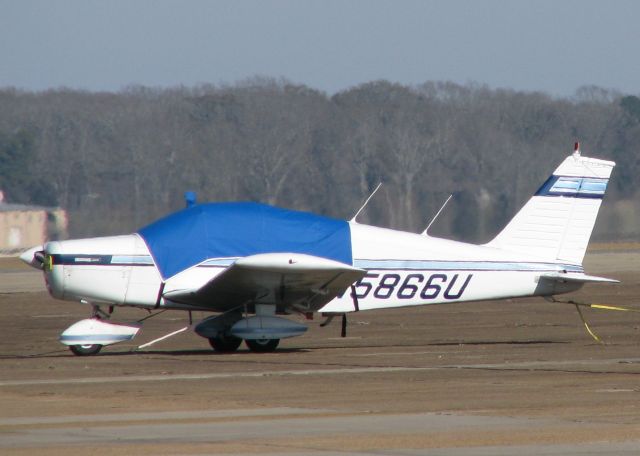 Piper Cherokee (N5866U) - Parked at the Monroe,Louisiana airport.