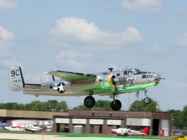 North American TB-25 Mitchell (N1042B)