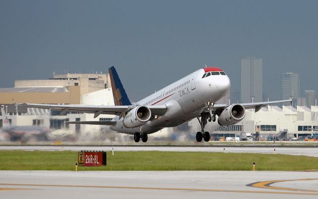 Airbus A320 (N481TA) - late afternoon takeoff from R-26R