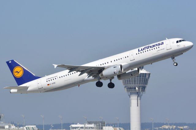 Airbus A321 (D-AIDB)