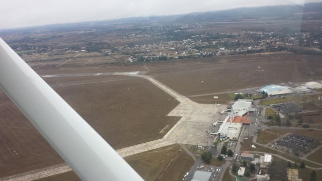 Cessna 152 (LV-CFF) - Salta Airport