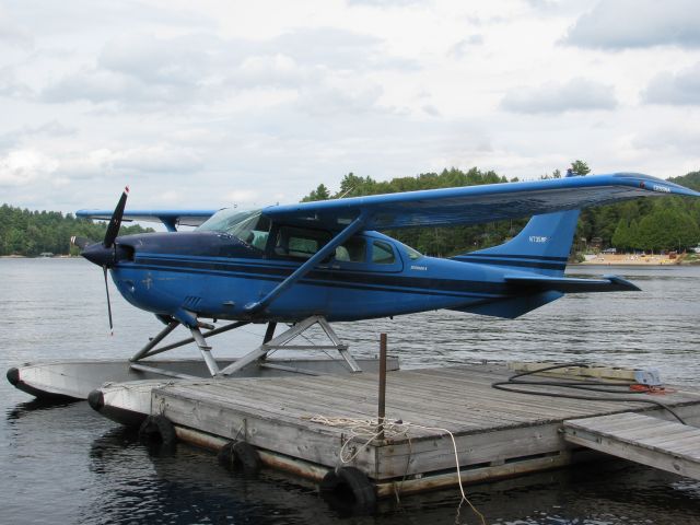 Cessna Skywagon (N735MP) - A Helms Aero seaplane at Long Lake.