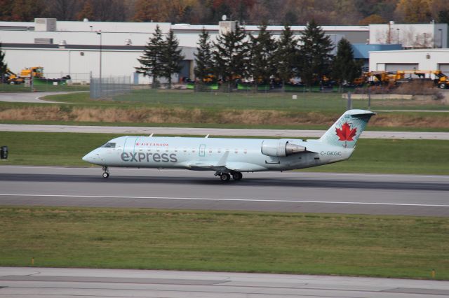 Canadair Regional Jet CRJ-200 (C-GKGC) - Flight 7342 to CYYZ (November 11th, 2017) 