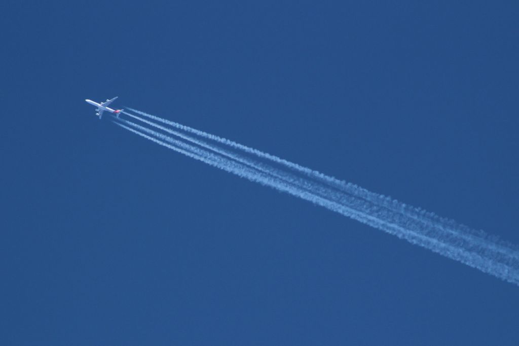 — — - Crossing over KCLT