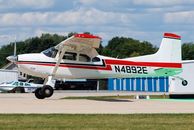 Cessna Skywagon (N4892E)