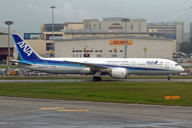 Boeing 787-9 Dreamliner (JA879A)