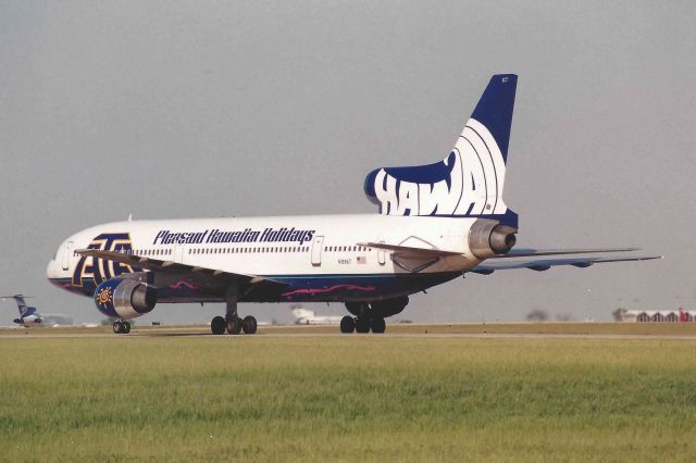 Lockheed L-1011 TriStar (N188AT)