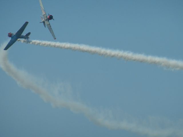 North American T-6 Texan — - The Gieco Skytypers Cross Paths At The 2018 NAS Oceana 75th Anniversary Airshow, This Was Taken At The LAST Second!