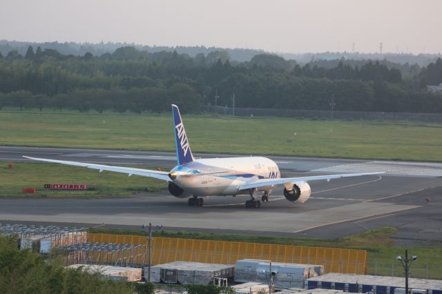 Boeing 787-8 (JA805A)