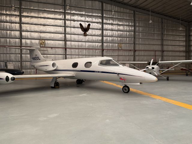 Learjet 23 (N820L) - Used to be a LR23 - a "hot ship".br /Now out of service,  parked in Saudi Arabia. 12-DEC-2024