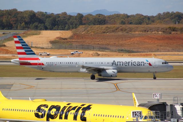 Airbus A321 (N543UW)