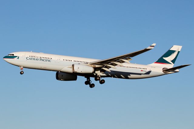 Airbus A330-300 (B-LAJ)