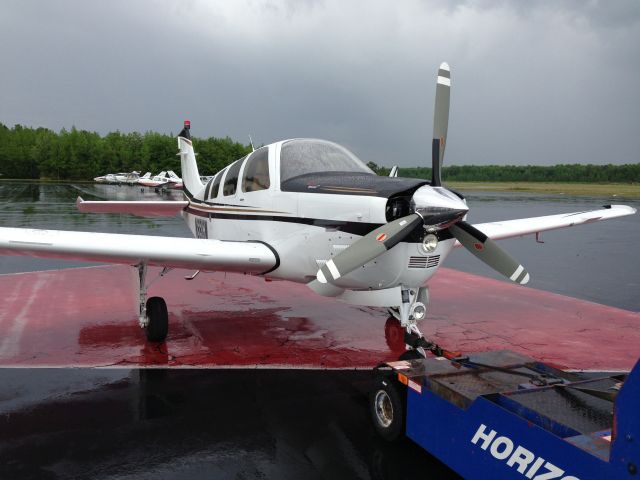 Beechcraft Bonanza (36) (N881GW)