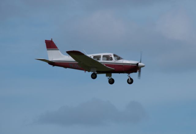 Piper Cherokee (N3006W)