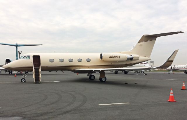 Gulfstream American Gulfstream 2 (N530GA) - 1st ever upload of N530GA on FlightAware.Com br /KBOS Logan 11/02/2016 br /Thank you Captain Warren