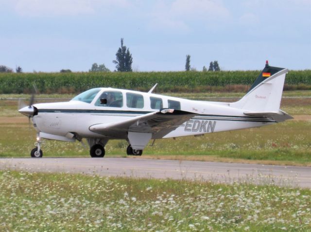 Beechcraft Bonanza (36) (D-EDKN)