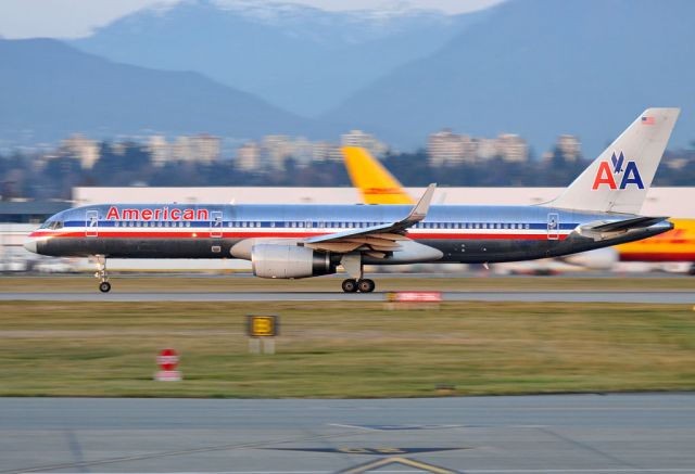 Boeing 757-200 (N612AA)