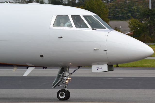 Dassault Falcon 50 (N136MV) - TRANSNET AVIATION GROUP LLC (Minnesota Vikings) named "THOR" taxiing at KJQF - 10/25/18