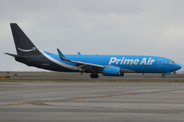 Boeing 737-800 (N8059A)
