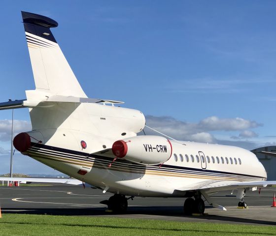 Dassault Falcon 7X (VH-CRW)