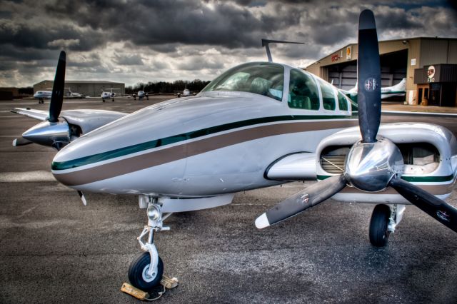 Beechcraft 55 Baron (N3590A)