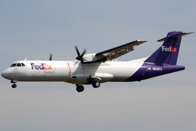 ATR ATR-72 (N810FX)