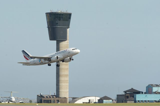 F-GRXL — - Takeoff from Copenhagen sep 2020