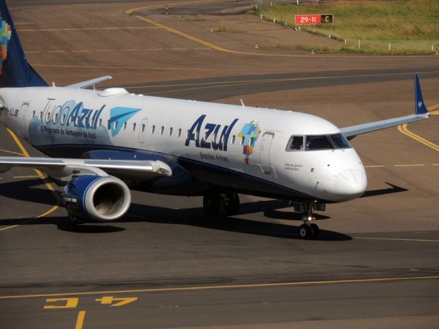 Embraer ERJ-190 (PR-AZL) - Embraer ERJ-190-100IGW 190AR (CN 19000147) Azul - Linhas Aereas Brasileiras - Salgado Filho (POA / SBPA), Brazil