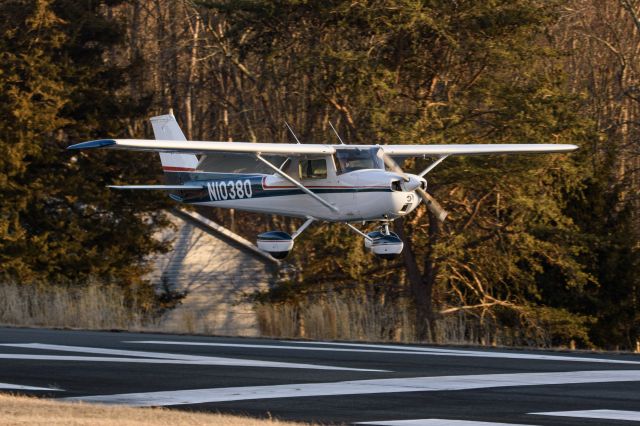 Cessna Commuter (N10380)
